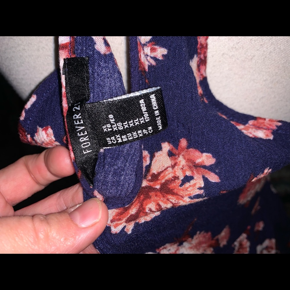 Forever 21 Floral Dress Top - Picture 6 of 6